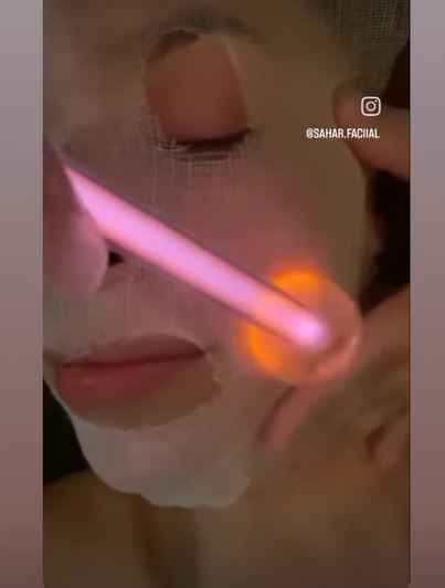 گالری آموزشگاه مراقبت و پاکسازی پوست ویدا