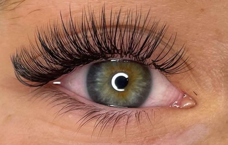 بهترین آموزشگاه اکستنشن مژه در تهران - آموزشگاه الهه